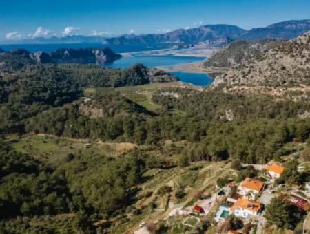 Muğla,Dalyan Gökbel'de, İztuzu Plajı Ve Akdeniz'e Full Manzaralı Satılık Villa